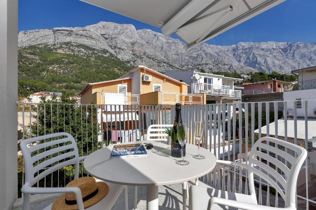 Villa Anchor Baška Voda Eksteriør billede
